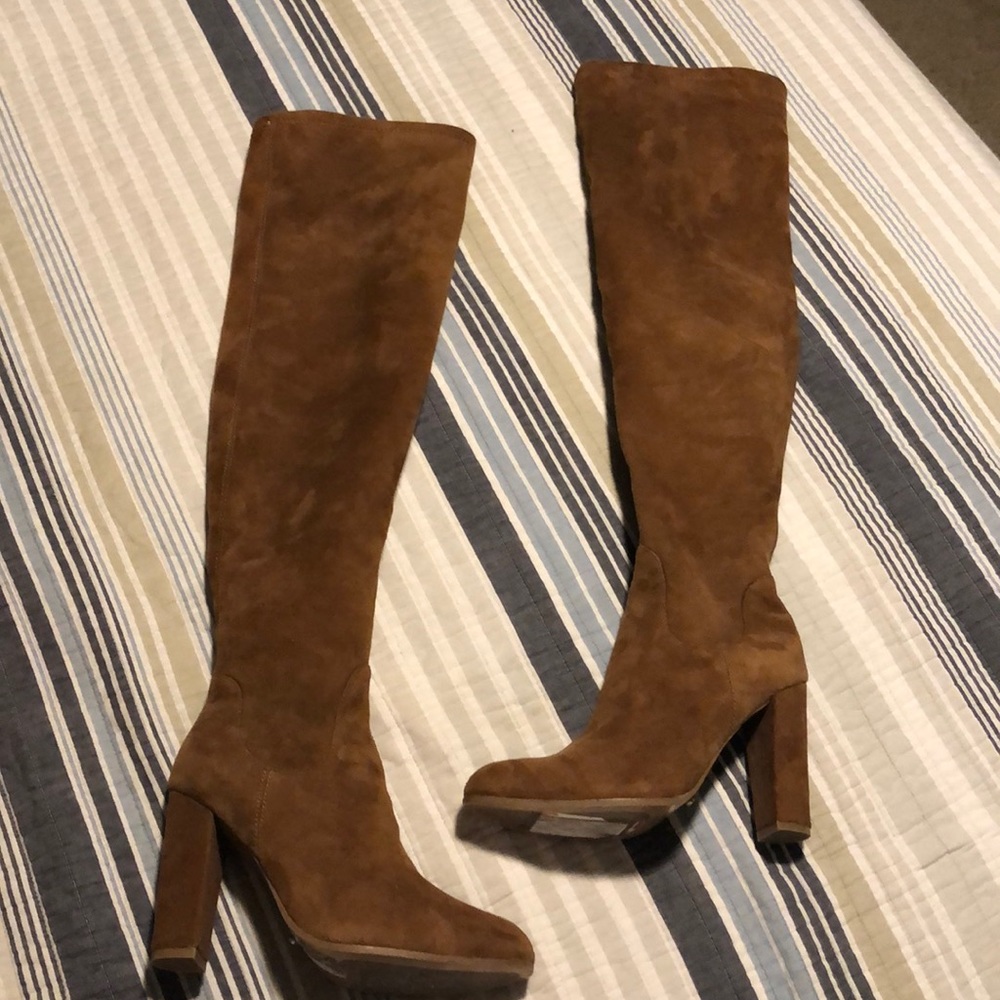 Brown Suede OTK boots 👢 NWOT